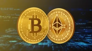 Ethereum y Bitcoin en monedas digitales.